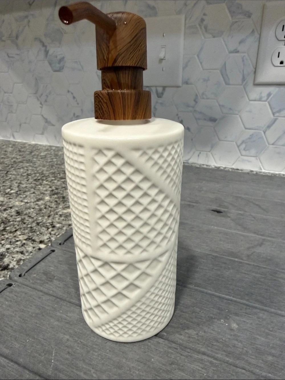 Soap dispenser